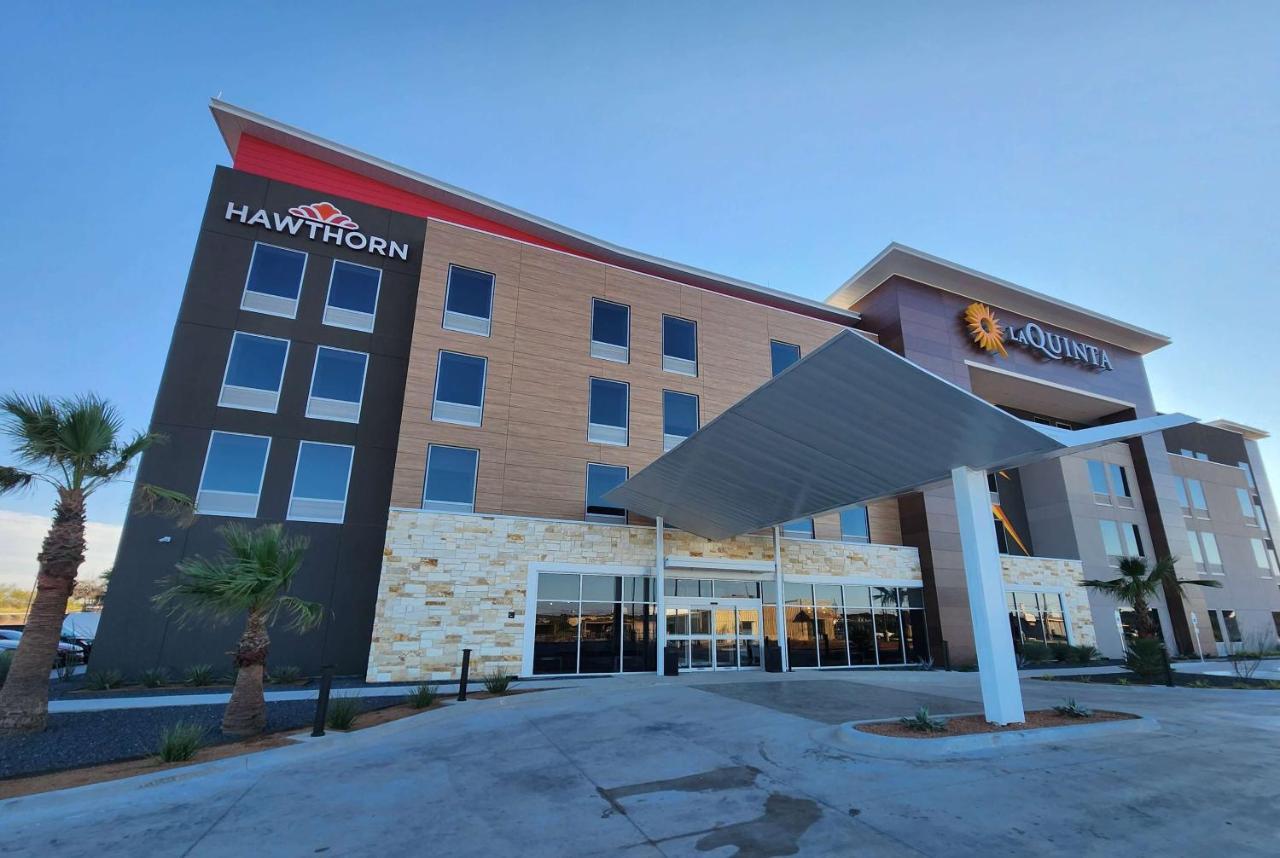 Hawthorn Suites By Wyndham Del Rio Bagian luar foto